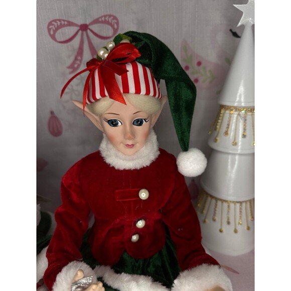 Rachel Zoe Christmas Elf Shelf Sitter Set, Red/White - Picture 2 of 7